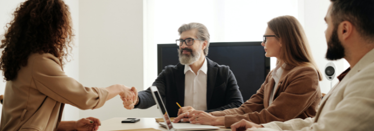 HR Manager:in Gehalt & Einflussfaktoren - Bild